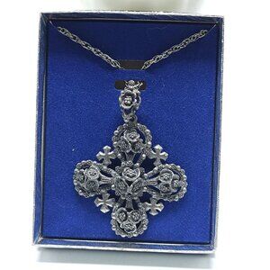 Vintage Stanhome Stanley Home Products Antiqued Rosettes Pendant No. 3828